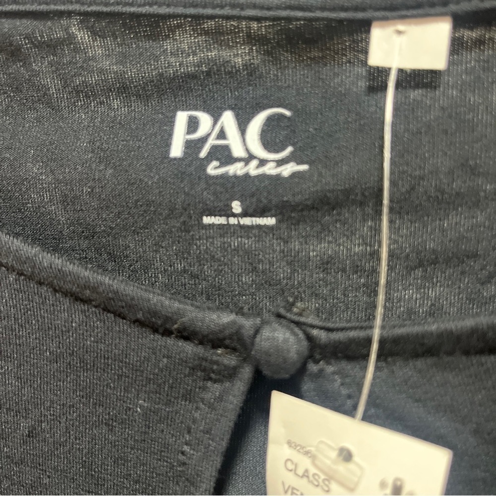 Pacsun  Sz S Black Long Sleeve Pac Cares Cropped Round Neck Knit. NWT - Picture 3 of 3